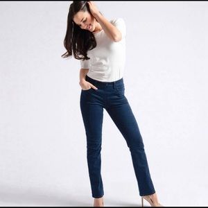Betabrand Yoga Classic Straight Leg Stretch Dark Jeans Petite Small
